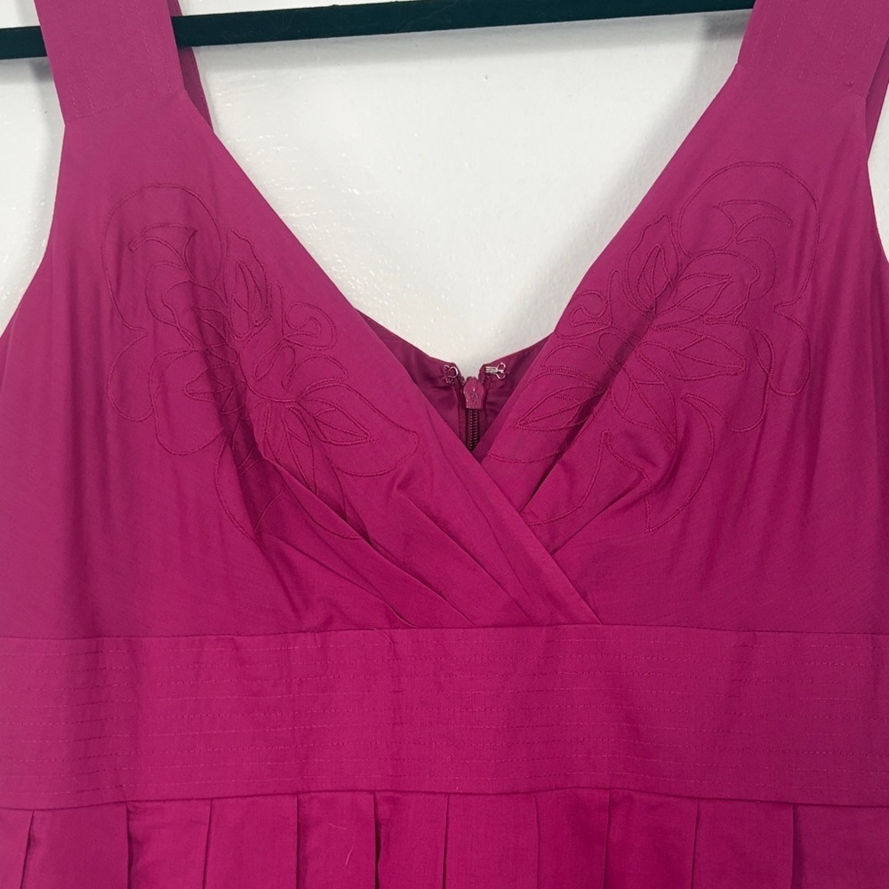 Jones Wear Sleeveless Fuchsia Midi Dress - Picture 2 of 10
